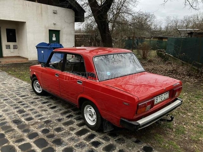 LADA 2105