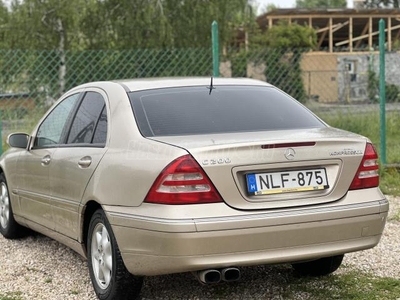 MERCEDES-BENZ C 200 Esprit