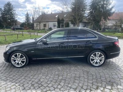 MERCEDES-BENZ C 220 CDI BlueEFFICIENCY Avantgarde MAGÁNSZEMÉLY FRISS SZERVÍZ ELEFÁNTCSONT BELSŐ