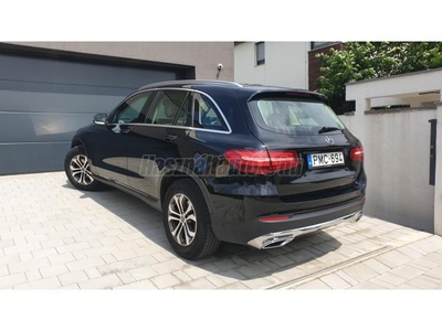 MERCEDES-BENZ GLC 250 d 4Matic 9G-TRONIC magánszemélytől. bézs bőr. LED. magyarországi