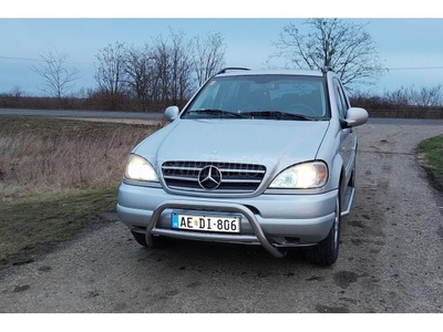 MERCEDES-BENZ ML 270 CDI (Automata)