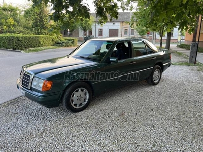 MERCEDES-BENZ W 124 300TD 4 Matic