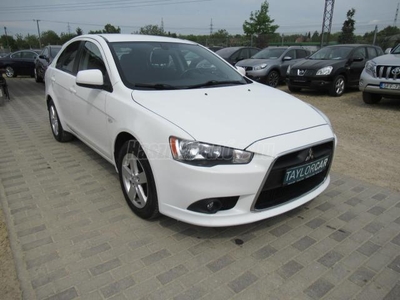 MITSUBISHI LANCER 1.5 Inform / SPORTBACK / SZERVIZKÖNYV / ALU / DIGIT KLÍMA /