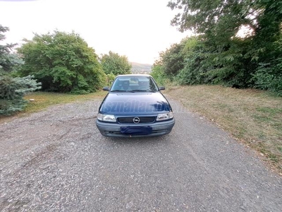 OPEL ASTRA F 1.4 Classic Start