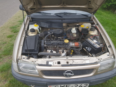 OPEL ASTRA F 1.4 Start