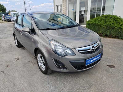 OPEL CORSA D 1.2 Cosmo