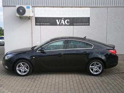 OPEL INSIGNIA 1.8 Edition BI-XENON- NAVI