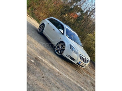 OPEL INSIGNIA 2.0 CDTI Cosmo AWD