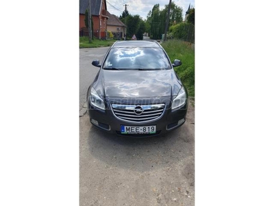 OPEL INSIGNIA Sports Tourer 2.0 CDTI Cosmo