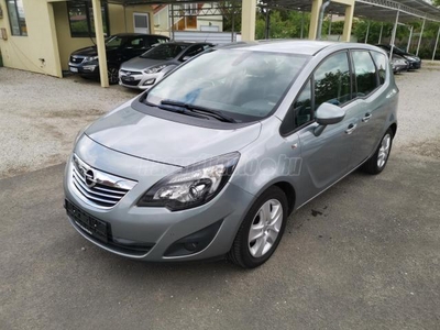 OPEL MERIVA B 1.4 T Cosmo