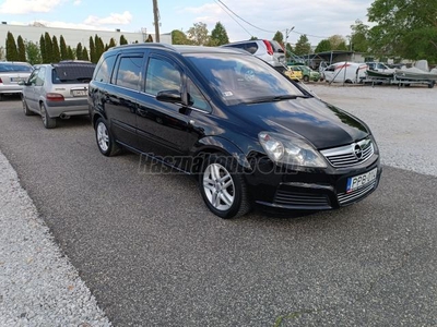 OPEL ZAFIRA B 1.6 Cosmo megkimélt állapot