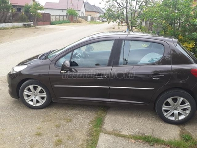 PEUGEOT 207 1.4 HDi Active