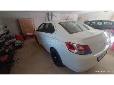 PEUGEOT 301 1.6 HDi Active