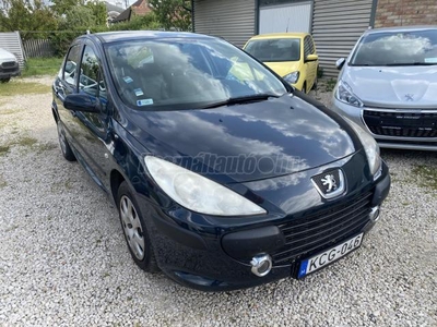 PEUGEOT 307 1.4 16V Presence