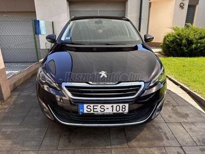 PEUGEOT 308 SW 2.0 BlueHDi Allure Panoráma tető - Sérülésmentes - Vezérlés cserélve - Garancia