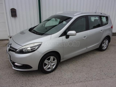 RENAULT GRAND SCENIC Scénic 1.5 dCi Dynamique NAVI.KLÍMA.TEMPOMAT.VÉGIG VEZETETT SZERVÍZKÖNYV.AZONNAL ELVIHETŐ