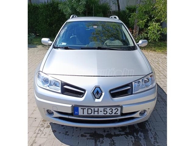 RENAULT MEGANE 1.9 dCi 130 DPF Extreme