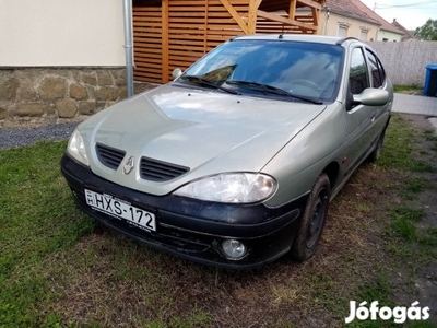 Renault Megane Classic 1.4 benzin