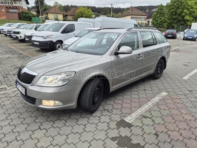 SKODA OCTAVIA Combi 1.6 CR TDI Ambition DPF Mo-i. Jól felszerelt változat