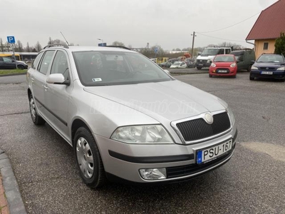 SKODA OCTAVIA Combi 1.6 FSI Ambiente klíma.vonóhorog