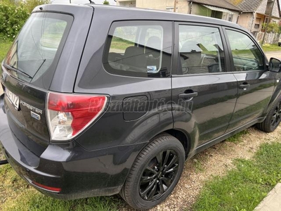 SUBARU FORESTER 2.0 D Active (EU5)