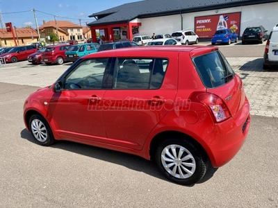 SUZUKI SWIFT 1.3 GLX CD AC Szervizkönyv!