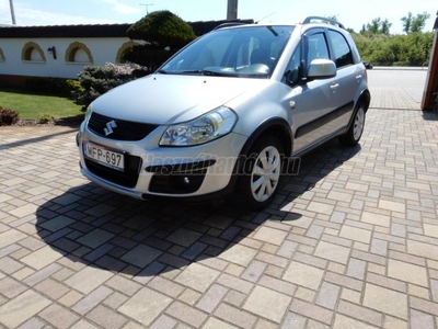 SUZUKI SX4 1.5 GLX CD AC MAGYARORSZÁGI.ORIGINÁL 97500KM.VÉGIG VEZETETT SZERVIZKÖNYV.KLÍMA.AZO