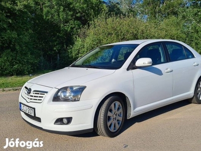 Toyota Avensis 1.8 Sol Tech Benzin