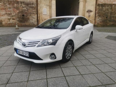 TOYOTA AVENSIS 2.0 D-4D Sol Budapest