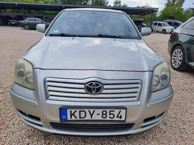 TOYOTA AVENSIS 2.0 Sol Plus