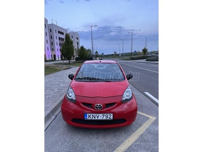 TOYOTA AYGO 1.0