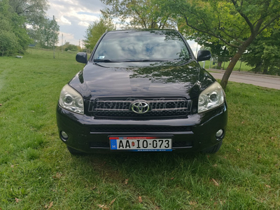 TOYOTA RAV 4 Rav4 2.0 4x4 (Automata)