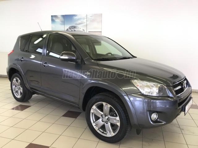 TOYOTA RAV 4 Rav4 2.2 DCAT Executive Navi (Automata) Tempomat!Ülésfűtés!Friss szervíz!Kitűnő állapot!