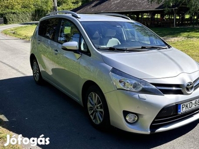 Toyota Verso 1.6 D-4D Executive [7 személy] 7 s...