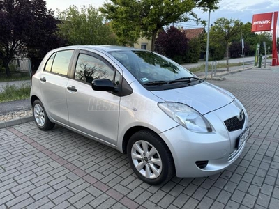 TOYOTA YARIS 1.0 998 Ice