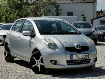 TOYOTA YARIS 1.4 D-4D Sol AC Alufelni+Klíma+Tolatóradar+