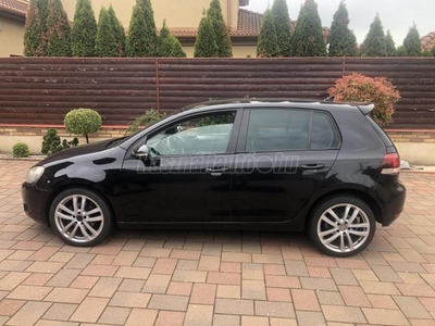 VOLKSWAGEN GOLF VI 2.0 TDI Highline DSG GT line. Highline. DSG. F1