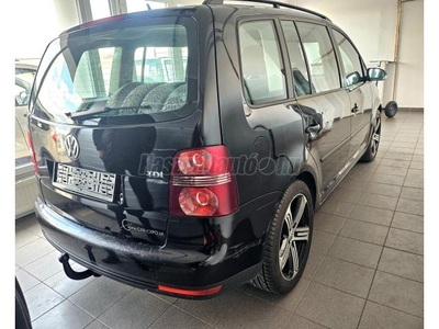 VOLKSWAGEN TOURAN 1.9 PD TDi Trendline Family