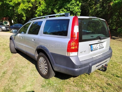 VOLVO XC70 2.4 D [D5] AWD Momentum