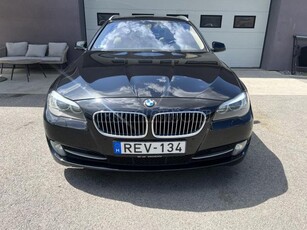 BMW 520d (Automata) Szervos ajtó. bixenon. panorámatető