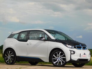 BMW I3 (Automata) Kevés km. Szép állapot Nagy kijelző Ülésfűtés