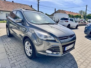 FORD KUGA 2.0 TDCi Titanium Technology Powershift Panorámatető! AWD! Xenon! M.o-i! Vezetett sz.könyv!