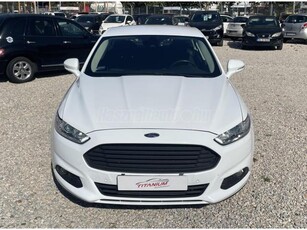 FORD MONDEO 2.0 TDCi Business SZERVIZKÖNYV