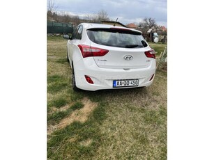 HYUNDAI I30 1.4i Business