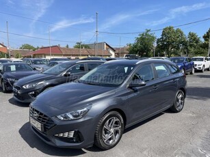 HYUNDAI I30 1.6 CRDi LP Comfort DCT Navi+Kamera.Led.Parkradar.F1 Automata