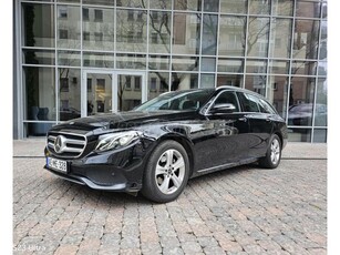 MERCEDES-BENZ E 220 d 4Matic 9G-TRONIC