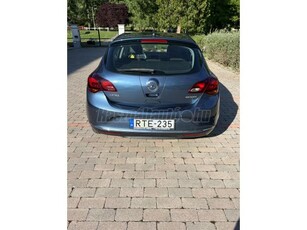 OPEL ASTRA J 1.6 CDTI EcoFLEX Start-Stop Enjoy