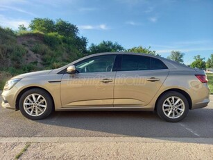 RENAULT MEGANE GrandCoupé 1.6 SCe Limited