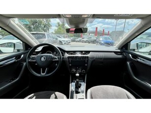 SKODA OCTAVIA 1.8 TSI L&K DSG Magyarországi. Balesetmentes. Vezetett szervízkönyves