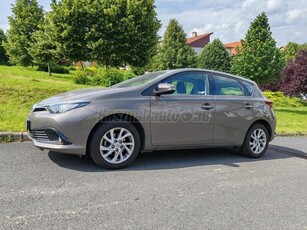 TOYOTA AURIS 1.6 Classic